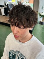 マップデザイン(map design)&nbsp;波巻きパーマ ブラウンカラー 20代 10代 メンズパーマ  カット