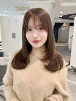 エアー 青山(AIR)&nbsp;ハッシュカット顔まわりレイヤーカットオリーブグレージュ