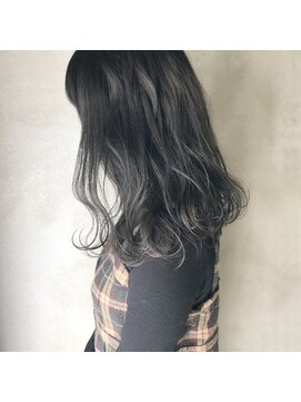 ミント(mint) 暗くても透けるグレーで、赤み除去!