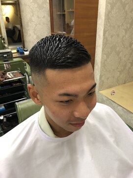 タケシズバーバー(BARBER) ベリーショートスキンフェード