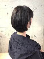 オッソ(OSSO)&nbsp;ぱっつんオシャボブ_毛先パーマアッシュベージュ