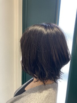 キー(KEY) ショートボブ