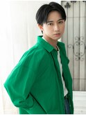 センター分けボブでクールさ呼び込むメンズカットb名護大東