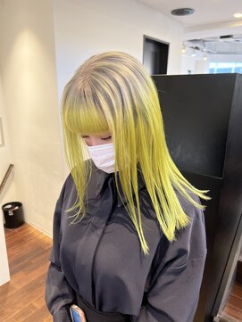 トレス(TRESS) グラデーションカラー　ブリーチカラー　ハイトーンカラー