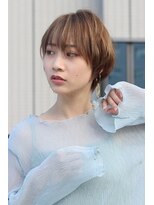 ヌージー(Nuugy) 大人かわいいスウィングショート×透明感カラー