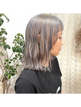 ジジ ヘアワークス(gigi hair works) lavender beige×pail Blue