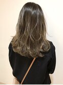 フェザーカット アッシュブラウン ニュアンスパーマ