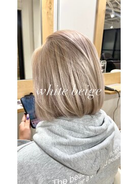ヘアースタジオ ゼン(hair studio Zen) 全頭ブリーチ ホワイトベージュ【Kensho】