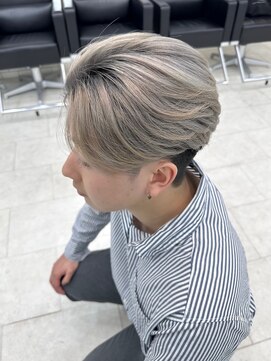 ユイマァルスロウ(YUIMARL SLOW) 【ホワイトシルバー】ブリーチ2回