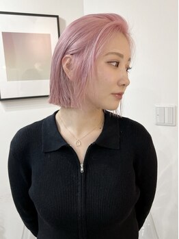 リヴ ウメダ(LIV umeda)の写真/《ハイトーン》×《ショートヘア》は相性◎可愛い印象~上品な質感までシルエット重視のデザインをご提案*