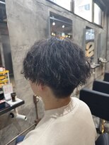 カーニー 上野(kearny)&nbsp;ツイストスパイラルパーマ縦落ちパーマメンズ波巻きパーマ