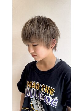 ジプソ(Gypso Hair salon) ミルクティーベージュ+メンズ風ショート