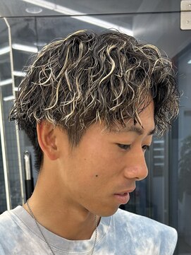 ウィル バイ ブラウン(Vir by Brown) men's hair ツイストスパイラルパーマ/マッシュヘア/藤沢