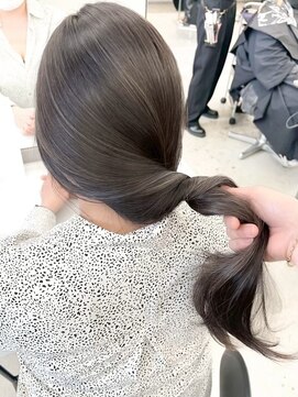 結んでも可愛いハイライト