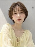 【NOA】 耳掛けハンサムショート×ナチュラルベージュ