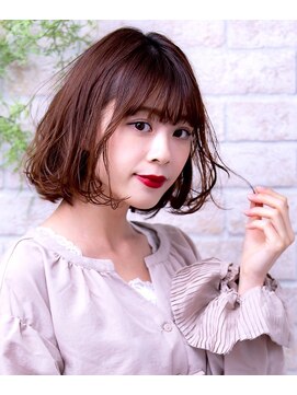 ヘアーアートシフォン 池袋西口店(Hair art chiffon) ミディアムヘアデザインカラーシルキーベージュ