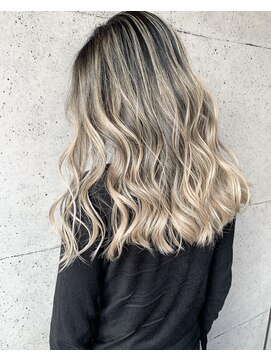 バーチョ(bacio) ブロンドバレイヤージ ワンレングス【Insta→bacio_ozawa】