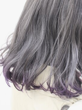 サロンドミルク 溝の口店(salon de MiLK) ＊シルバーベースの毛先に紫を入れた可愛いカラー