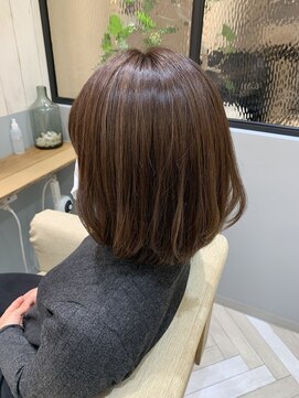 シー バイ ロンド 新宿(Sea by Lond) 極細ハイライトのまろベージュ×ボブ