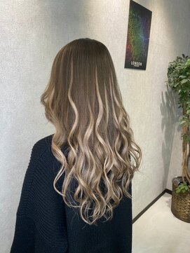 レヴェリー(REVERIE) #プルエクステ#グラデーション#ロング