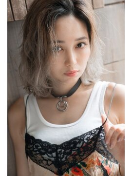 エスドットブルーム(S.BROOM) ホワイトグレージュバレイヤージュ