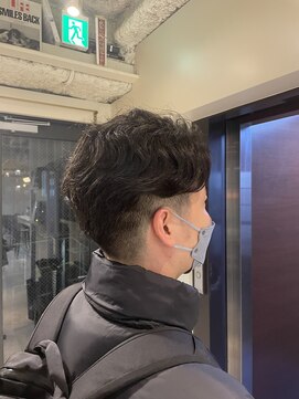 ロロ(ro-ro) 【恵比寿 ro-ro】癖を活かしたパーマ風スタイル