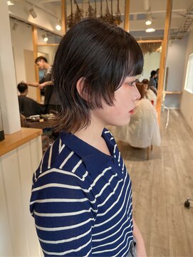 ジジ フィーカ 佐野(Gigi fika) ウルフカット