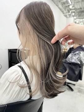 キラ 原宿(KILLA) イヤリングカラー_デザインカラー_レイヤーカット_ウェットヘア