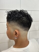 イッヒ 茅ヶ崎(IHHI)&nbsp;フェードパーマ