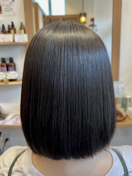 アルバヘアー(alba hair +) ナチュラルボブ ストレート