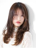 メルティーカラー韓国ヘア　フェミニンロング　小顔ヘア