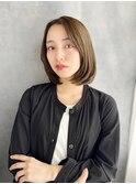 重めシルエットのカジュアルボブスタイル