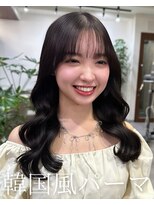 アミー 池袋(Ammy)&nbsp;コテ巻き風パーマ /韓国風パーマ/艶感カラー/レイヤーカット