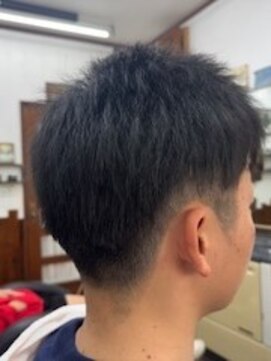 ヘアーサロン モリ Ｆｏｒｅｓｔ メンズカット　毛量多め　ツーブロショート