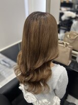 ヘアーデザイン ジェルム(Hair Design germe)&nbsp;プラチナ毛質ナチュラルベージュ / YUDU