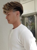 ノラ シブヤ(NORA)&nbsp;外国人風バレイヤージュセンターパートテーパーフェードメッシュ