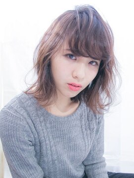 ウィロー(WILLOW) 【WILLOW】　くびれ柔らか外ハネロブ　(小玉泰基)