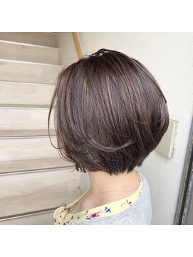 リリィ ヘアデザイン(LiLy hair design) 30代40代50代60代　ショートボブ　リリィヘアデザイン