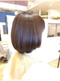 艶々ストレートボブ