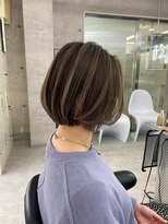 イキ 表参道(iki omotesando)&nbsp;モード/無造作ウェーブ/大人ガーリー[表参道駅]