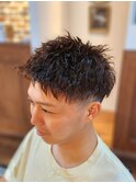 ツーブロック×アイロンパーマ