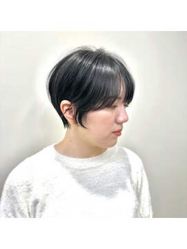 シシ 大宮(She 2.) 乾かして丸くなるショート/丸みショート/前髪/ベージュカラー