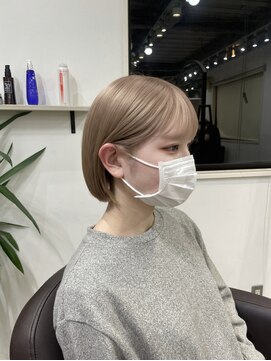 アイズ 横浜(IS) 横浜/切りっぱなしボブ/ハイトーンボブ/mikiya指名