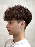 渋谷スペインカールフェードラルフカールスパイラルパーマ緩め