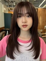 ノイカーム(noi Calm)&nbsp;顔周りレイヤーカットグレージュカラーくびれボブベージュカラー