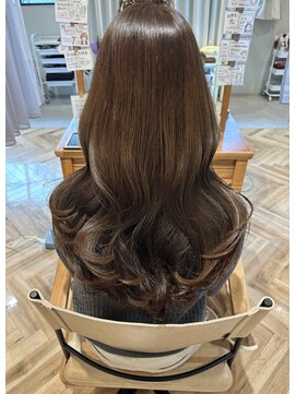 リベラル(liberal) くすみベージュ オリーブ レイヤー韓国風巻き【20代/30代/40代】