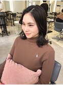 ミディアムボブ　ウェーブ巻き　センターパート　YUKI