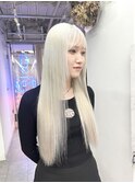 透明感ホワイトカラー☆ブリーチ2回で理想のホワイトへ】