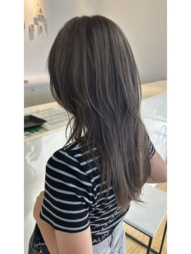 サラ ビューティ サイト 春日(SARA Beauty sight) 【松尾が作る】【福岡春日】【ハイライト】外国人風グレージュ