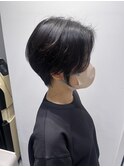 大人可愛い耳掛けショートボブ